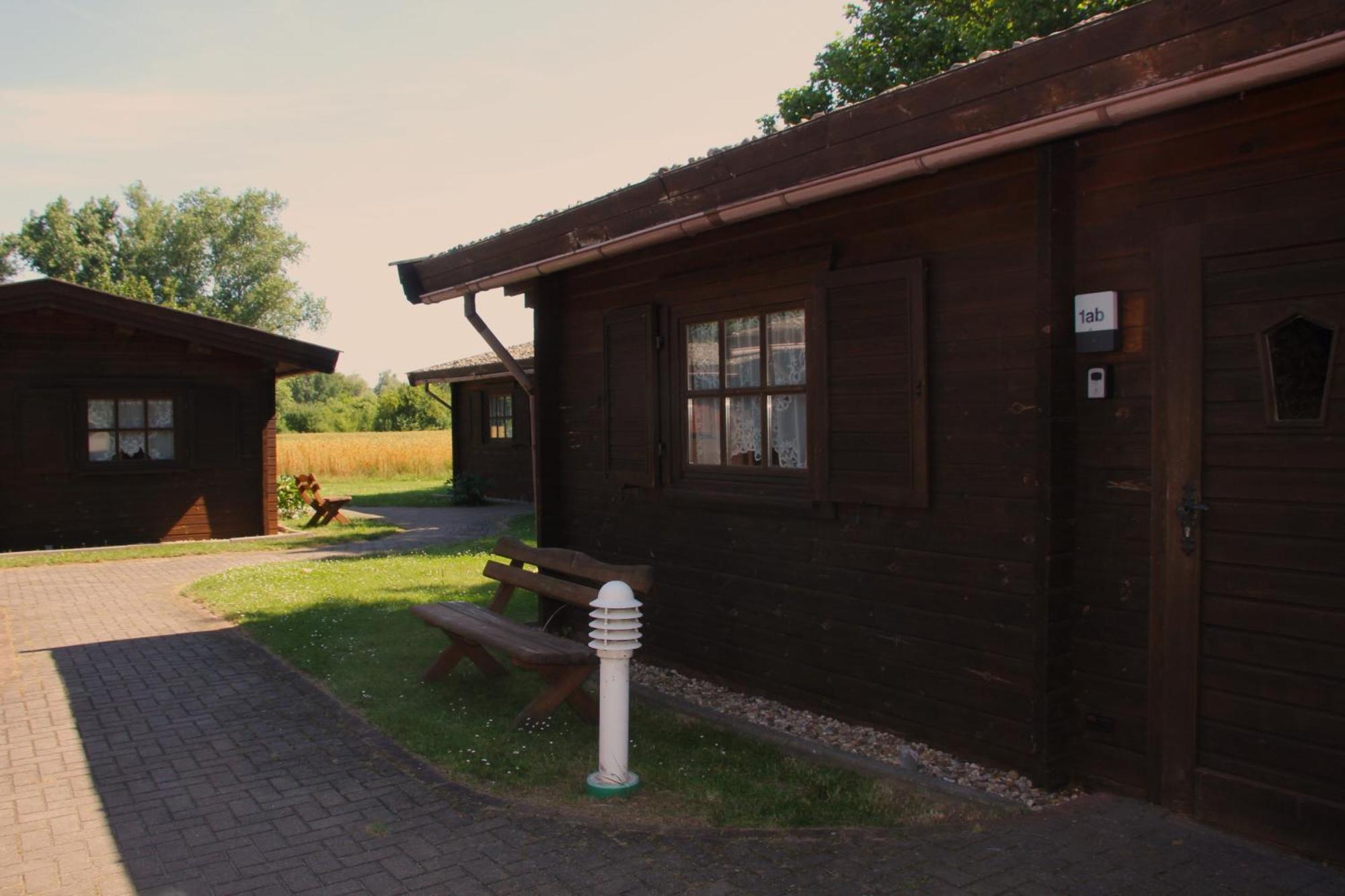 Abb Sportcenter Gaensefurth, Doppelzimmer Ohne Kueche, Standard Doppelzimmer Mit Kueche Hecklingen (Salzlandkreis) Exterior foto